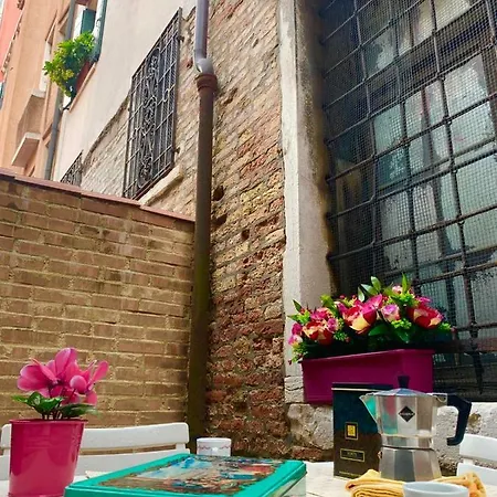 Ca' Bianca Apartament *