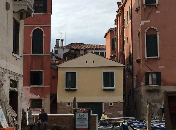 Ca' Bianca Appartement